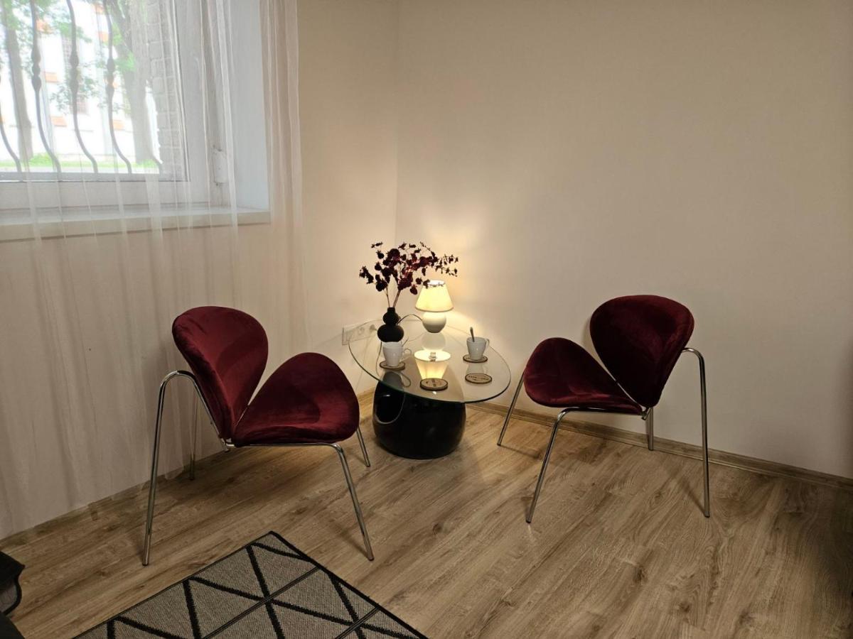 Holiness Apartmanok Szegedin Exterior foto